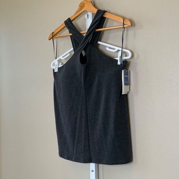 GafFit Crossover Keyhole Athletic Tank - Picture 9 of 16